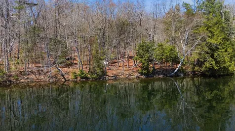 43 Hoyt Drive Monmouth ME 04259
