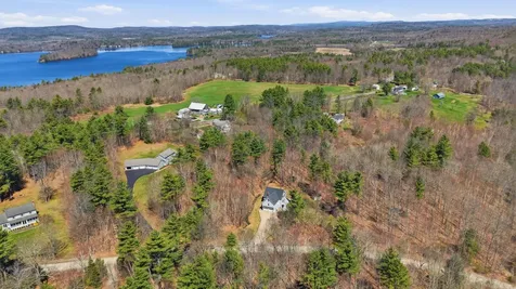 43 Hoyt Drive Monmouth ME 04259