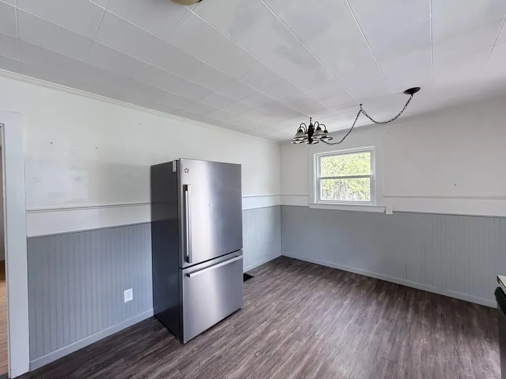 91 Kennebec Road Hampden ME 04444