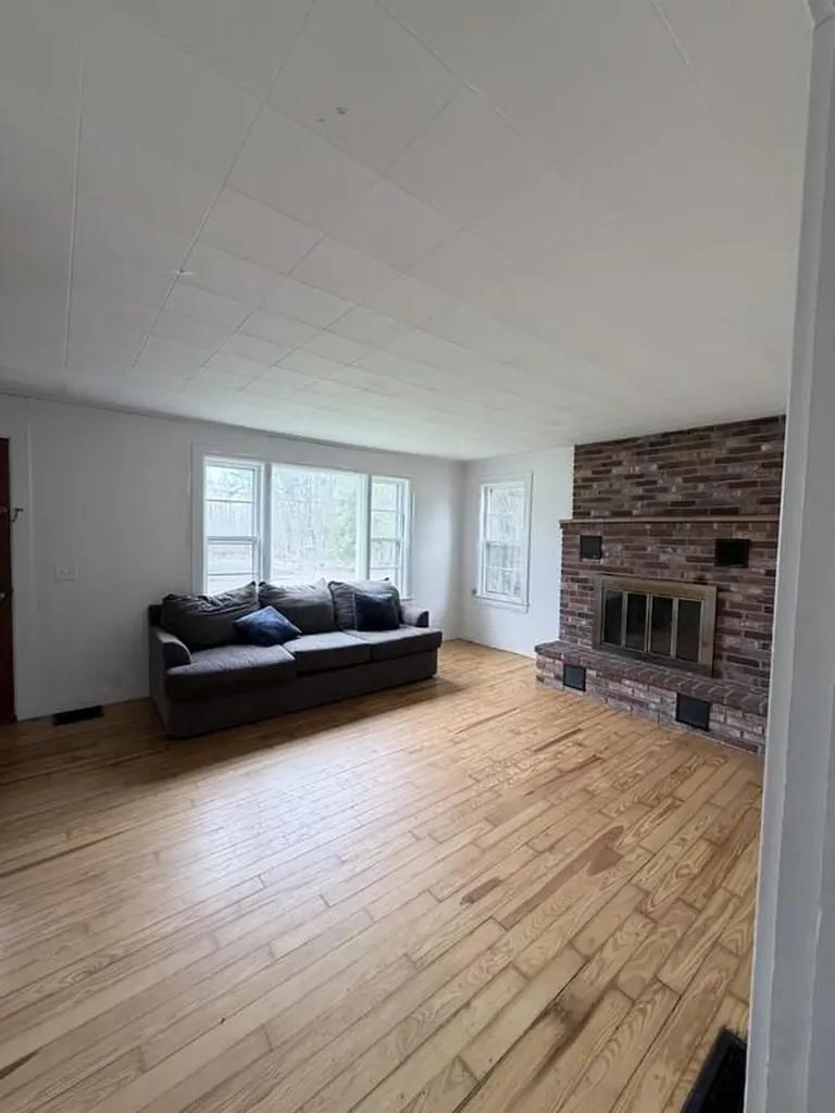 91 Kennebec Road Hampden ME 04444
