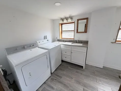 91 Kennebec Road Hampden ME 04444