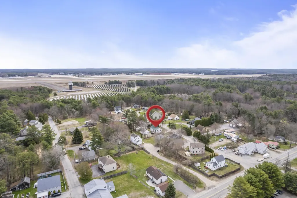 7 Bickford Avenue Brunswick ME 04011