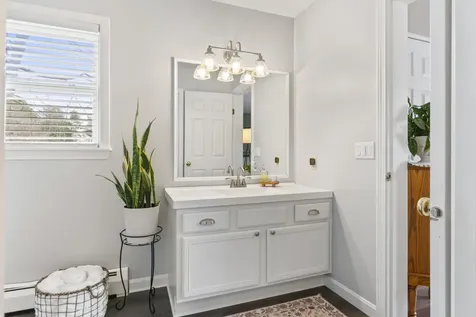 7 Bickford Avenue Brunswick ME 04011