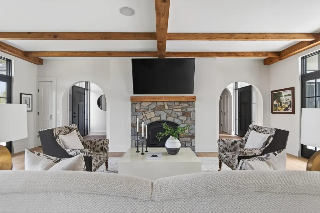 25 Daybreak Lane Cumberland ME 04021