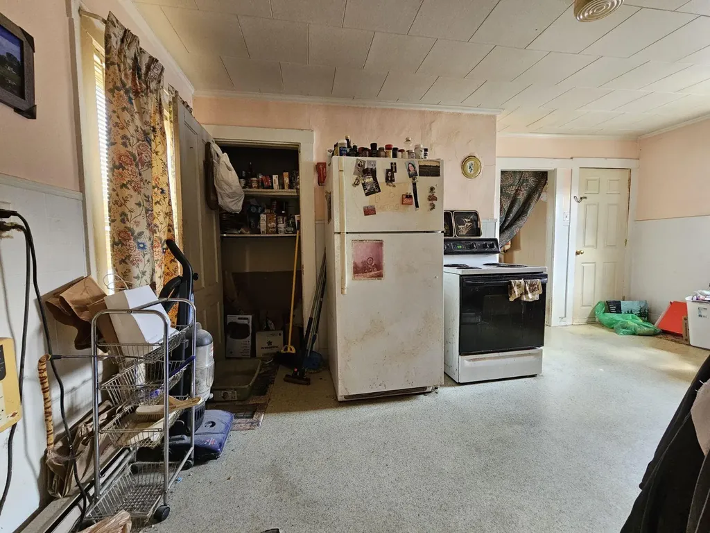 22 Thompson Street Sanford ME 04073