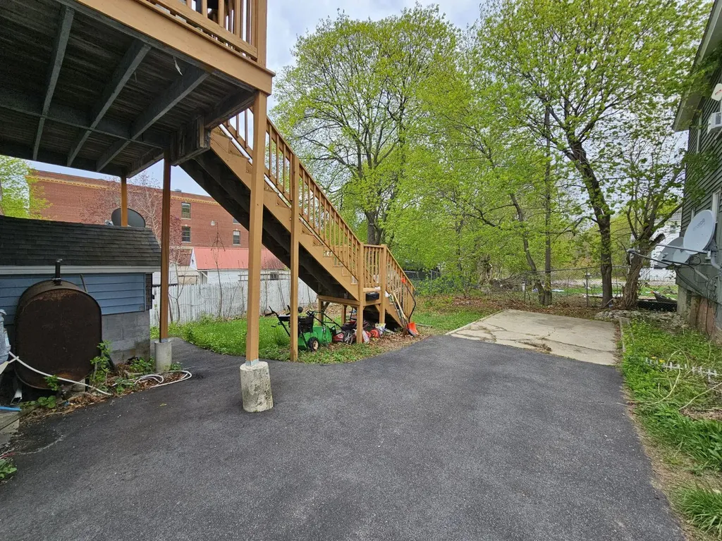 22 Thompson Street Sanford ME 04073