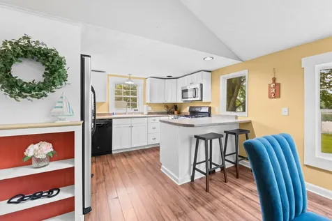 998 Lewiston Road West Gardiner ME 04345
