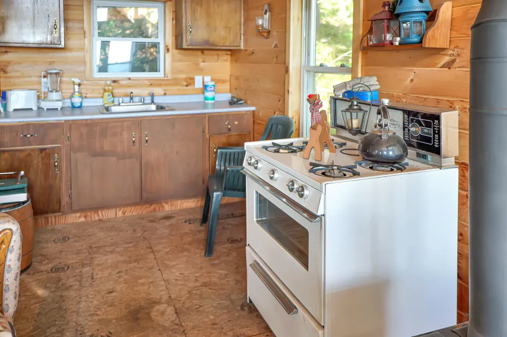 44B Mountain View Road Mexico ME 04224