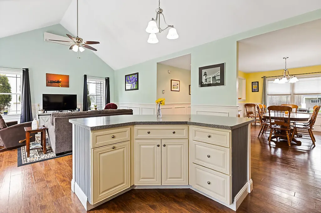 19 Fieldstone Drive Augusta ME 04330
