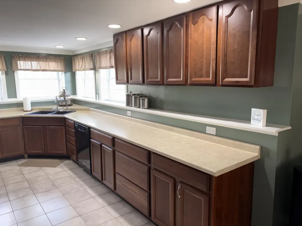 16 N Main Street Guilford ME 04443
