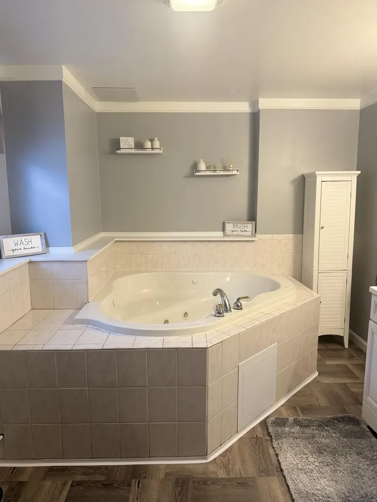 16 N Main Street Guilford ME 04443