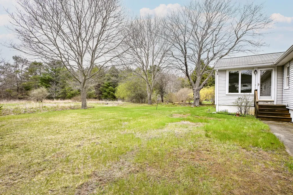 31 Vernon Road Cape Elizabeth ME 04107