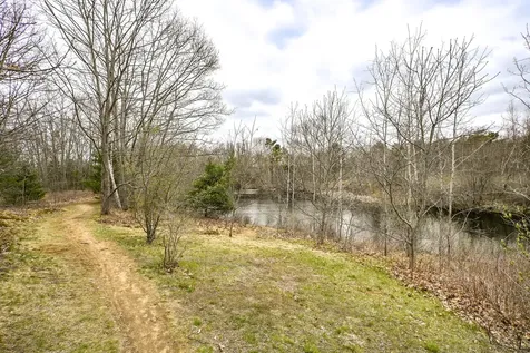 31 Vernon Road Cape Elizabeth ME 04107