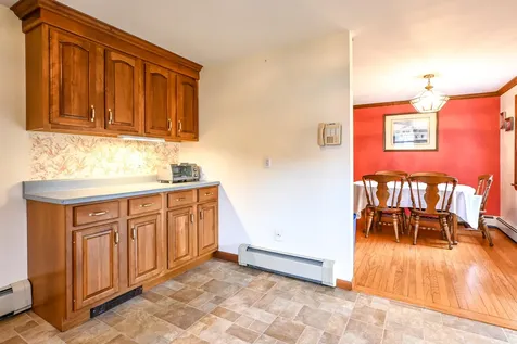 31 Vernon Road Cape Elizabeth ME 04107