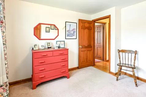 31 Vernon Road Cape Elizabeth ME 04107