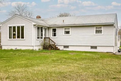 31 Vernon Road Cape Elizabeth ME 04107
