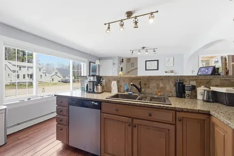 378 Sanford Road Wells ME 04090