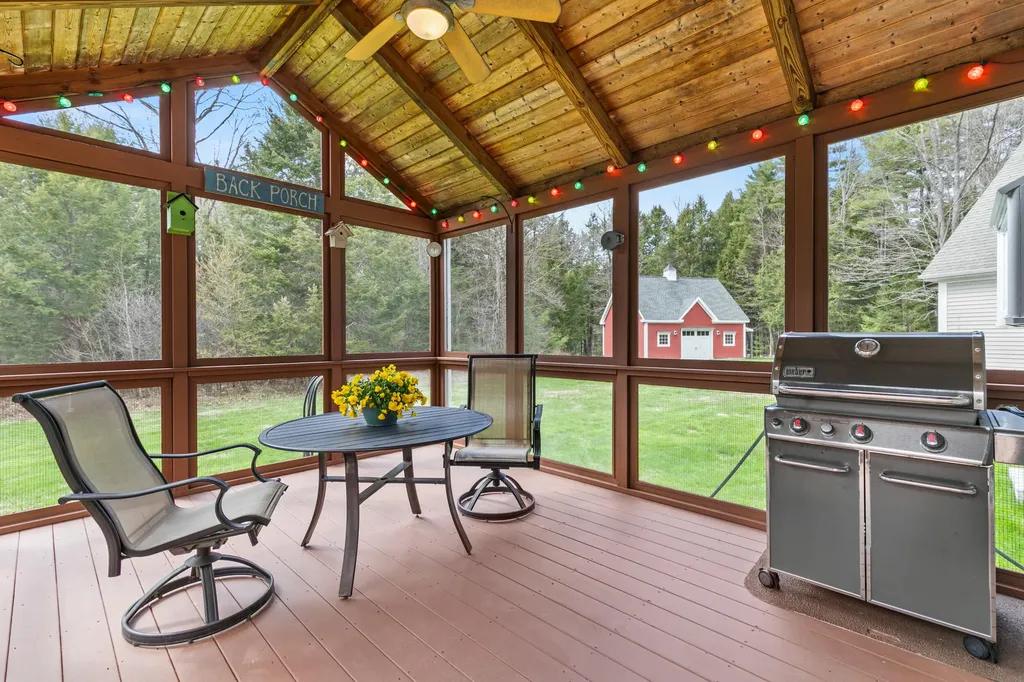 23 Porcupine Ridge Way Cumberland ME 04021