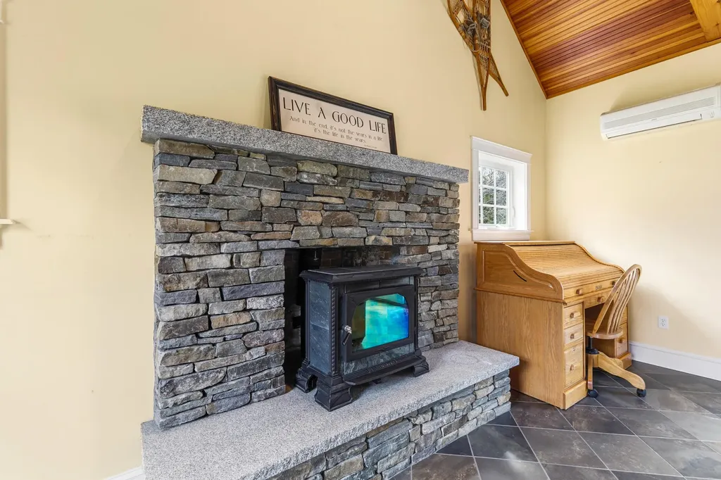 23 Porcupine Ridge Way Cumberland ME 04021