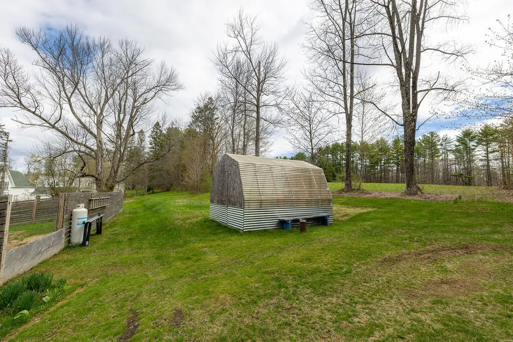 306 Pond Road Mount Vernon ME 04352