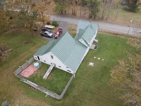 306 Pond Road Mount Vernon ME 04352
