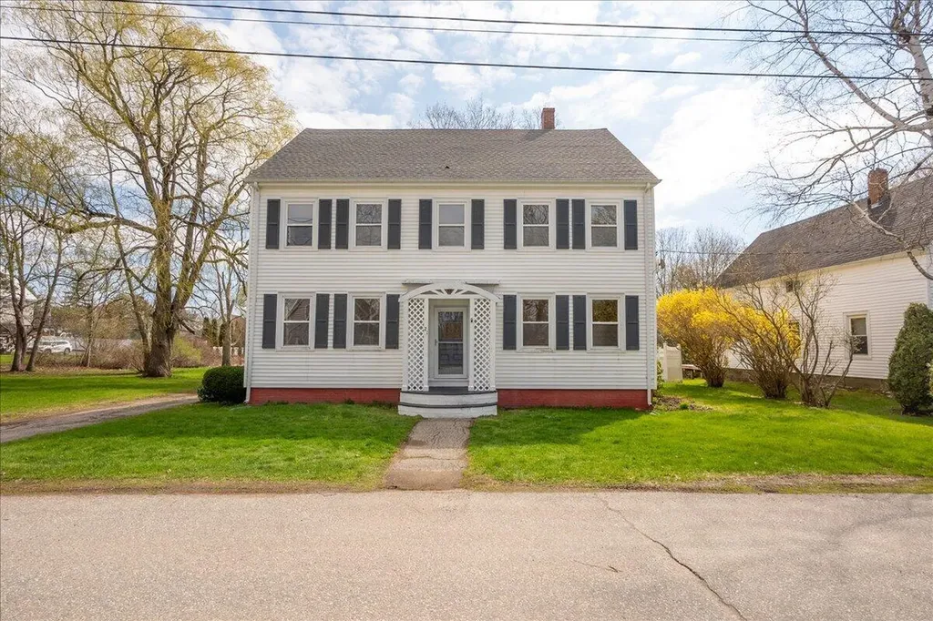 21 Georges Street Thomaston ME 04861