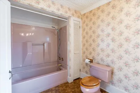 21 Georges Street Thomaston ME 04861