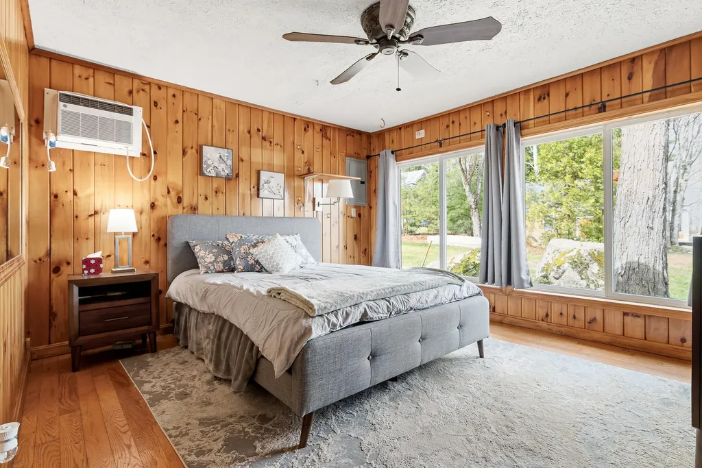 11 Ray Avenue Lyman ME 04002