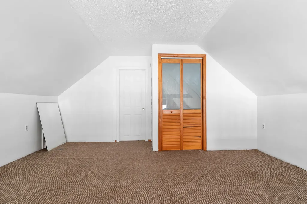11 Ray Avenue Lyman ME 04002