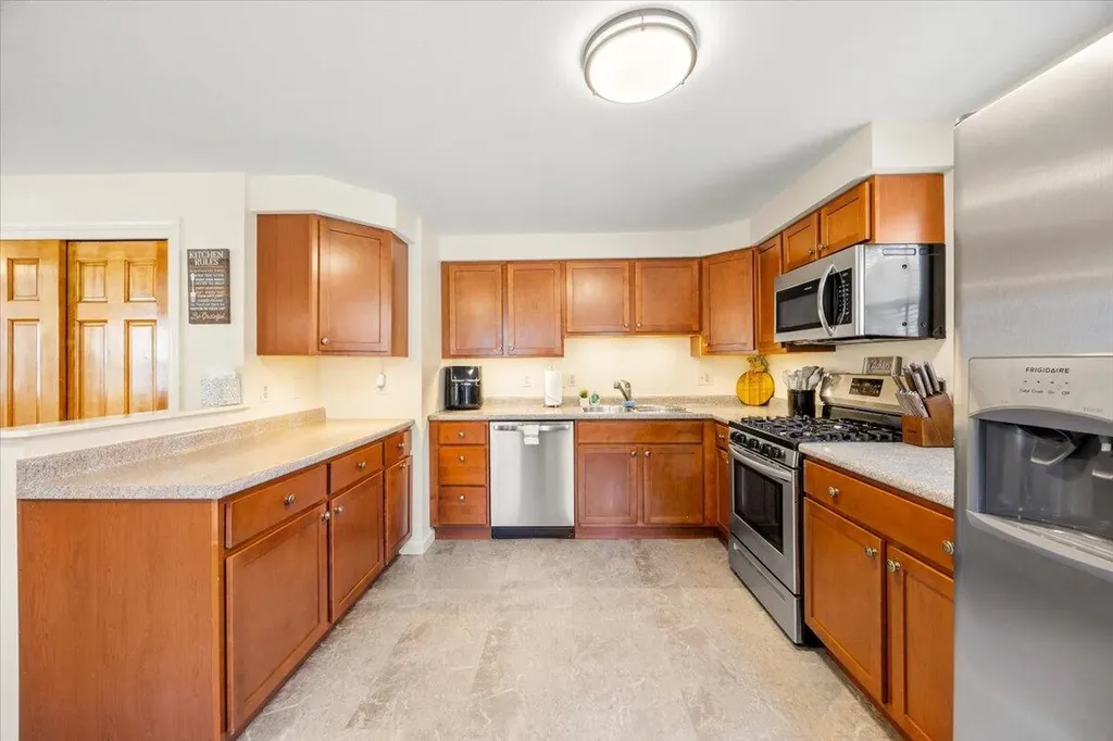 483 New Dam Road Waterboro ME 04061