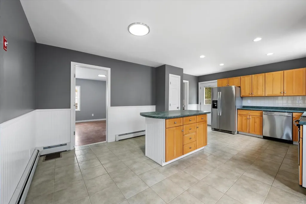 193 Main Street Milford ME 04461