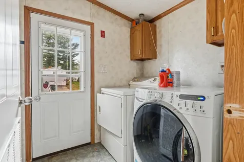 33 Theodore Drive Brunswick ME 04011