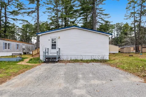33 Theodore Drive Brunswick ME 04011