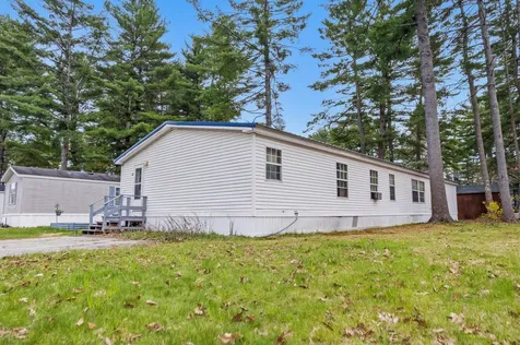 33 Theodore Drive Brunswick ME 04011