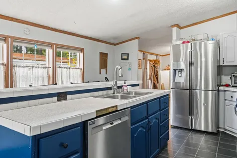 33 Theodore Drive Brunswick ME 04011