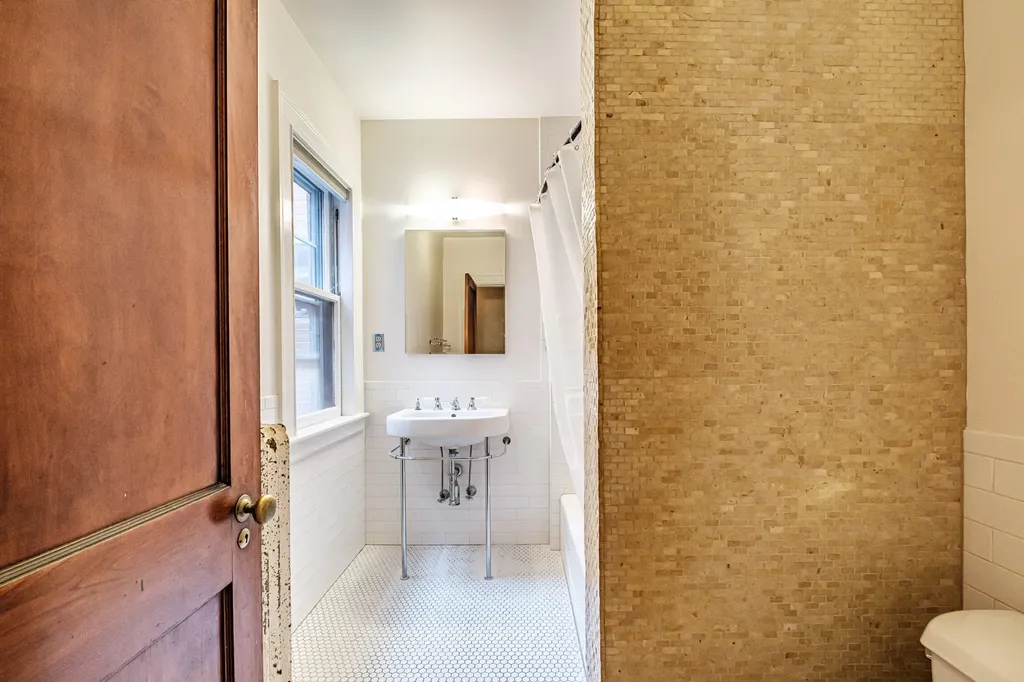 199 Vaughan Street Portland ME 04102