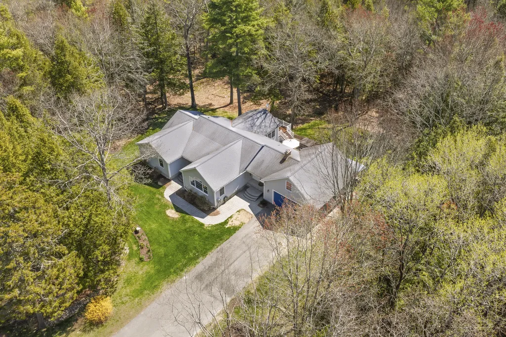 6 Sugar Woods Way Saco ME 04072