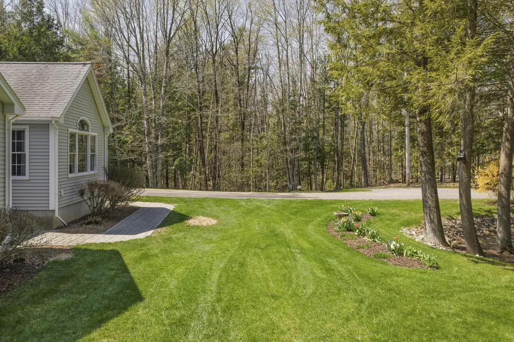 6 Sugar Woods Way Saco ME 04072
