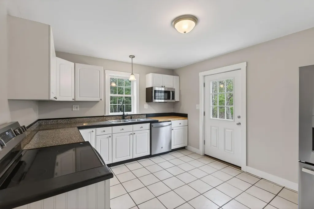 11 Martin Road Georgetown ME 04548