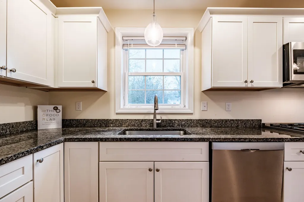 45 Glenwood Avenue Westbrook ME 04092