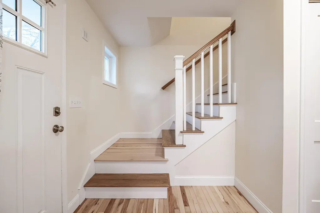 45 Glenwood Avenue Westbrook ME 04092