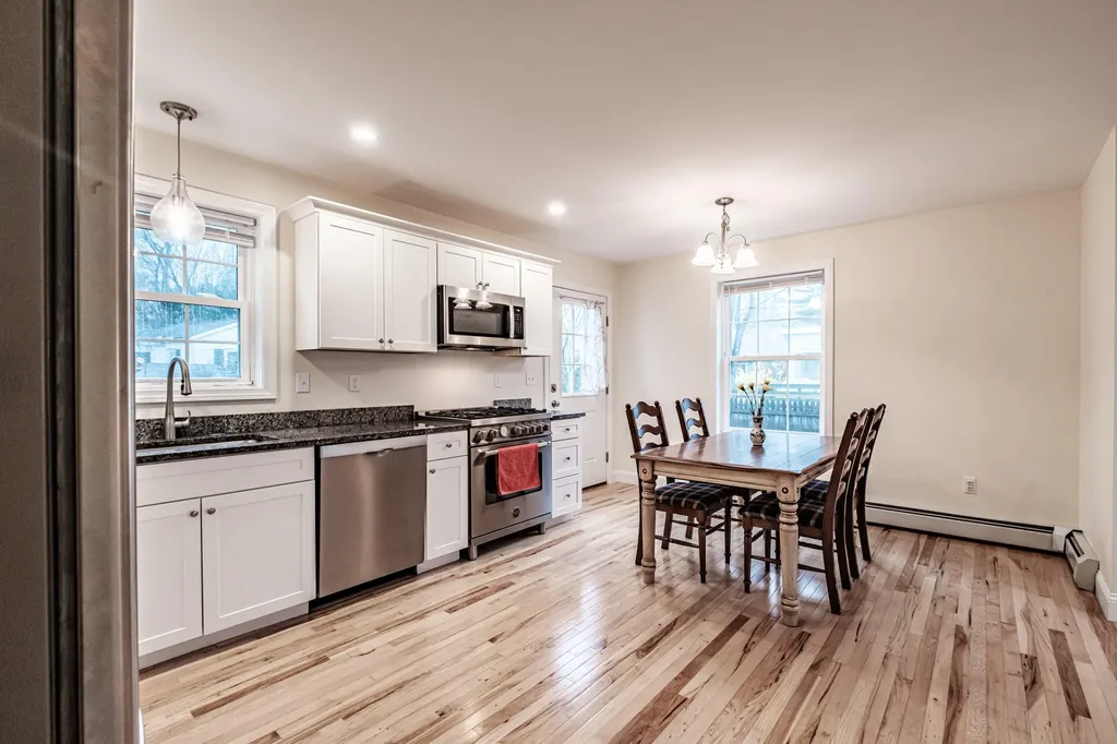 45 Glenwood Avenue Westbrook ME 04092