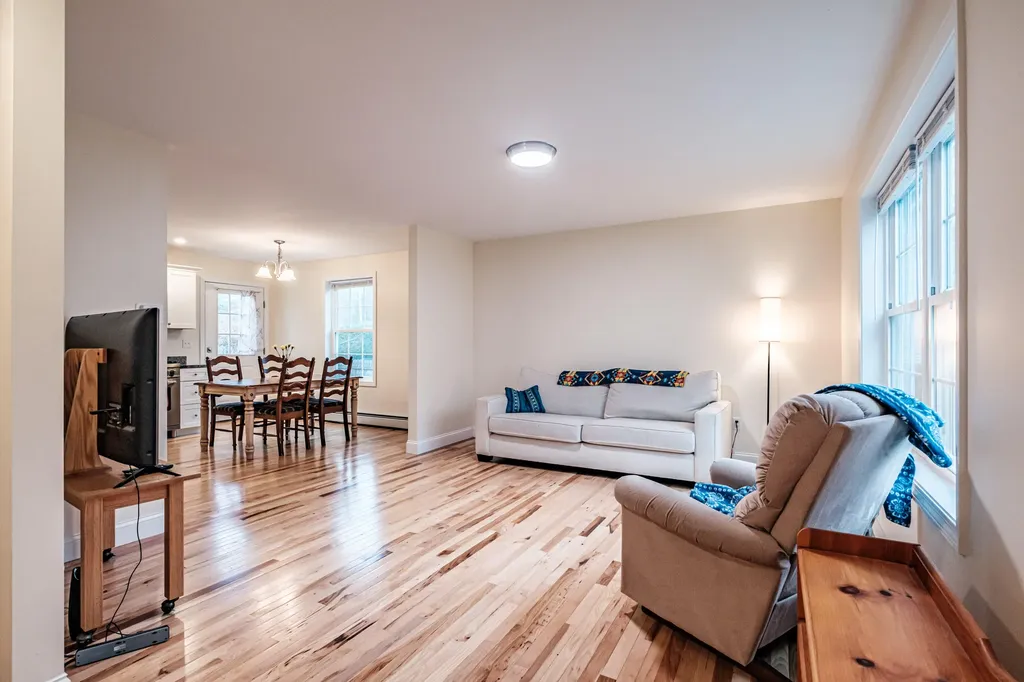 45 Glenwood Avenue Westbrook ME 04092