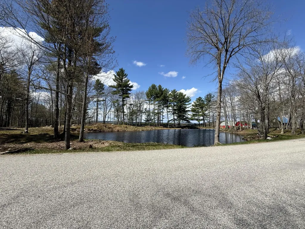 437 Hatch Road Auburn ME 04210