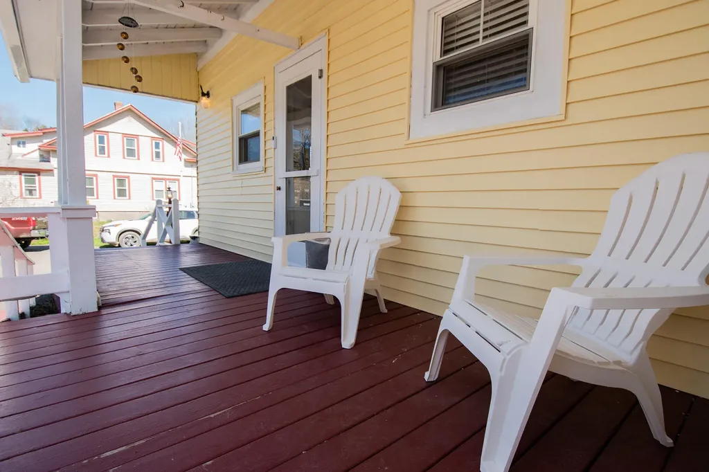 947 W Main Street Dover-foxcroft ME 04426