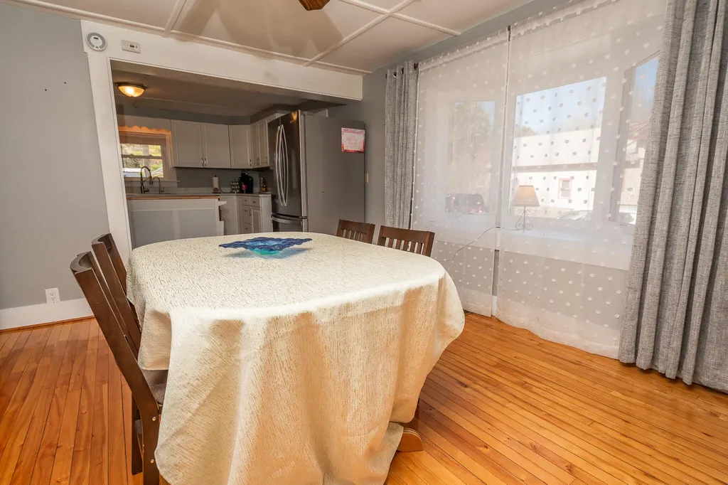 947 W Main Street Dover-foxcroft ME 04426