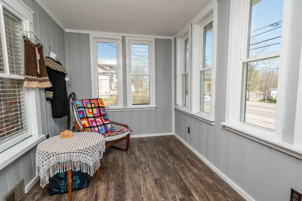 947 W Main Street Dover-foxcroft ME 04426