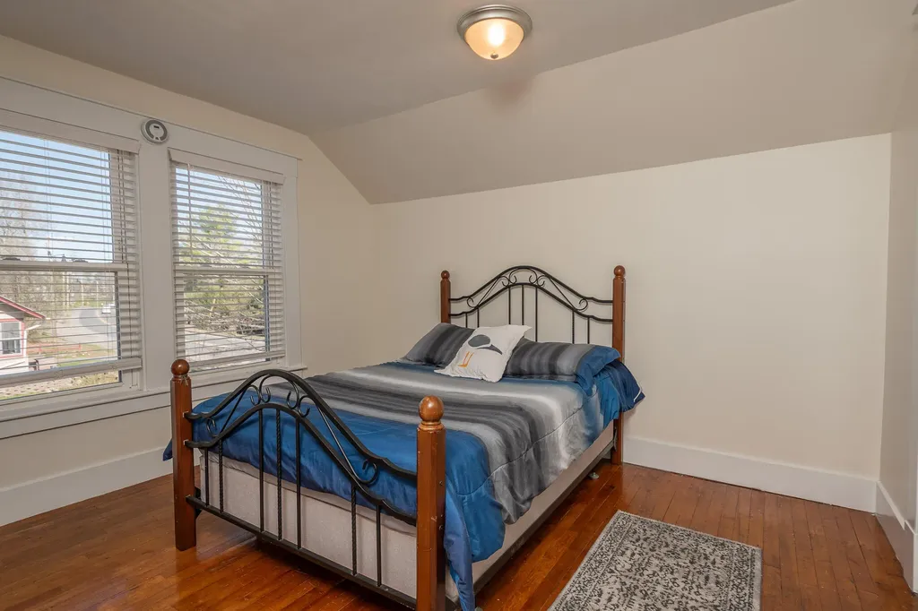 947 W Main Street Dover-foxcroft ME 04426