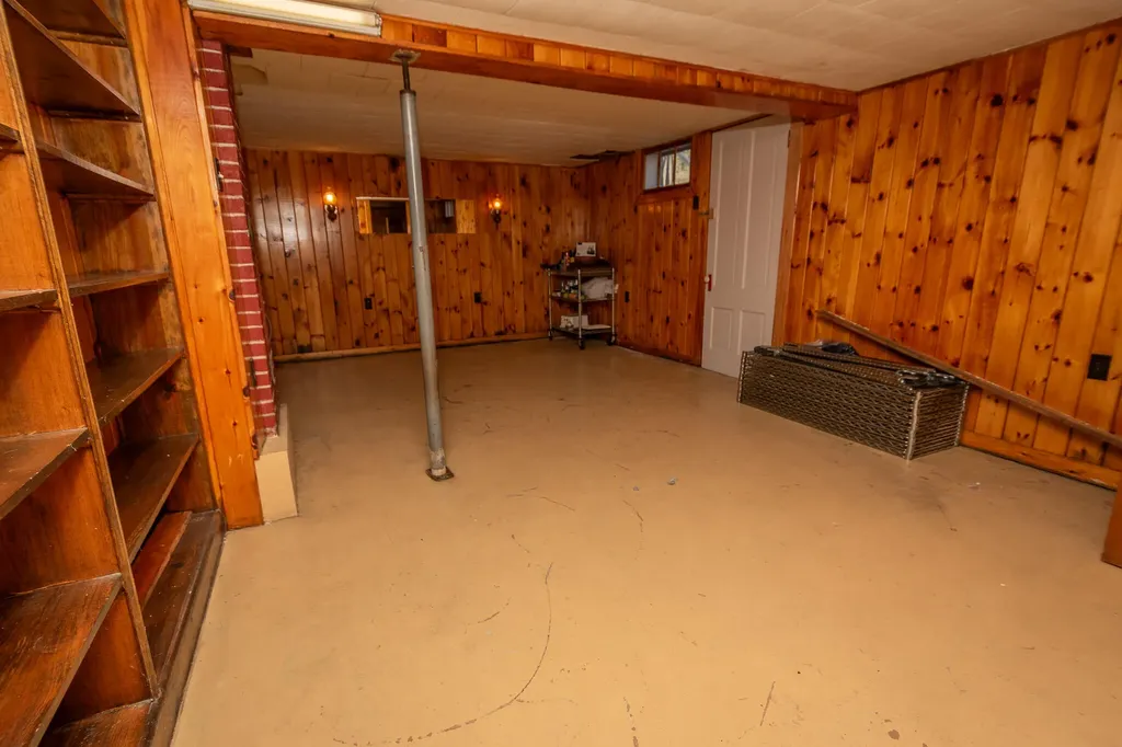 947 W Main Street Dover-foxcroft ME 04426