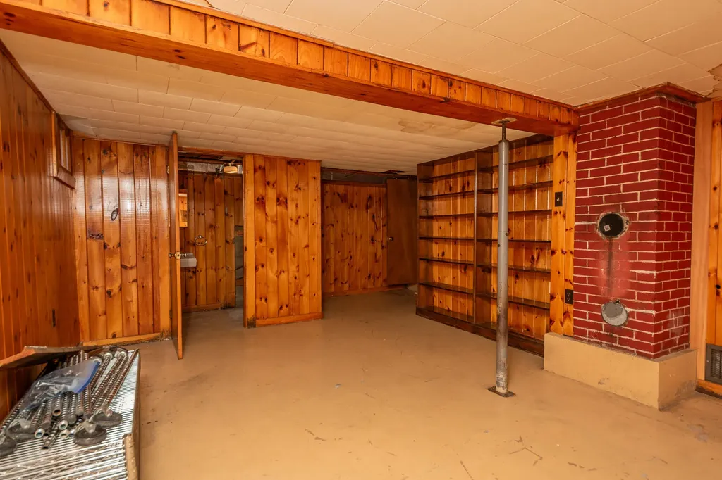 947 W Main Street Dover-foxcroft ME 04426